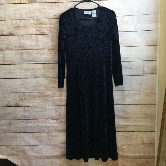 VINTAGE STUDIO EASE PETITE EMBOSSED‎ VELVET MAXI DRESS IN NAVY BLUE - Picture 1 of 6